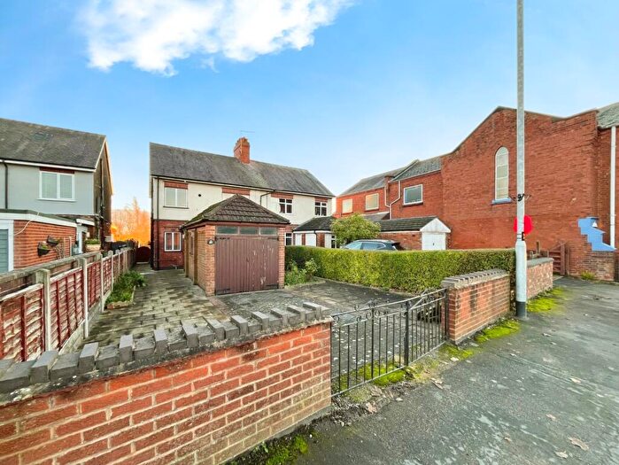 3 Bedroom Semi Detached House For Sale In Melbourne Road, Ibstock, Leicestershire, LE67