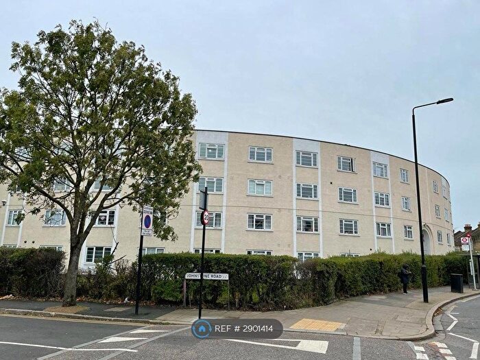 2 Bedroom Flat To Rent In Charlton Court, London, E6