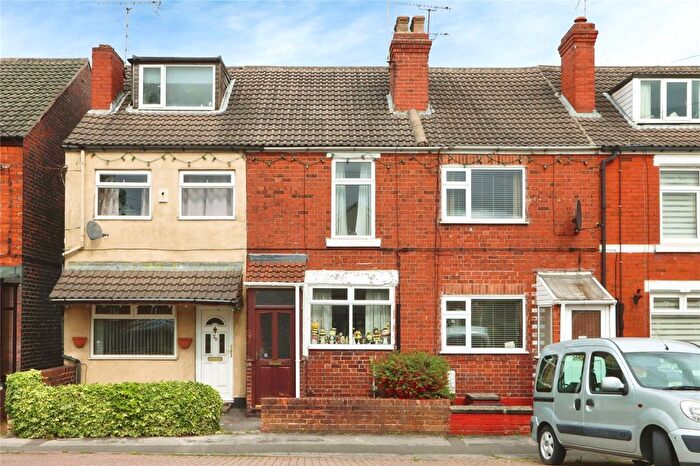 2 Bedroom Terraced House For Sale In Station Road, Dinnington, Sheffield, South Yorkshire, S25