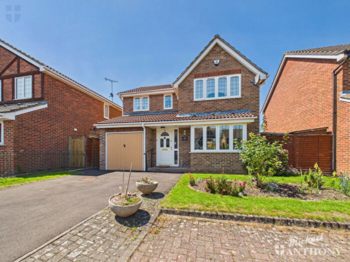 4 Bedroom Detached House For Sale In Carters Ride, Stoke Mandeville, HP22