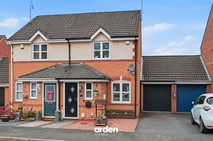 2 Bedroom Semi Detached House For Sale In Kite Lane, Redditch, B97