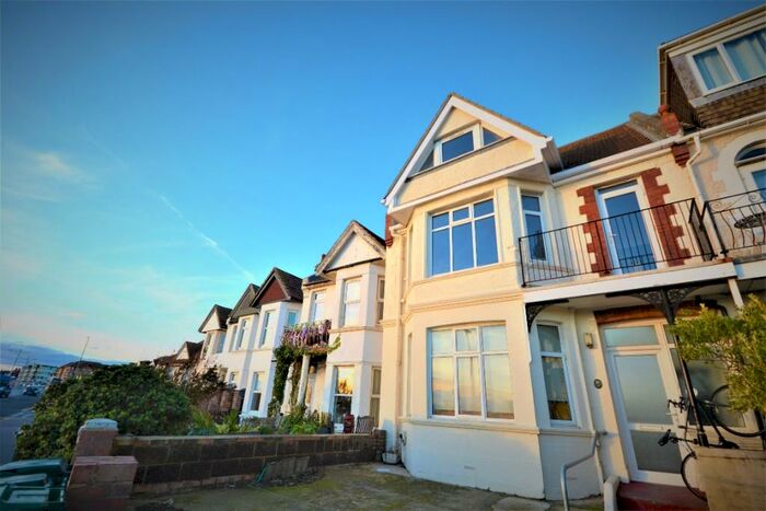 2 Bedroom Flat To Rent In Kingsway, Hove, BN3