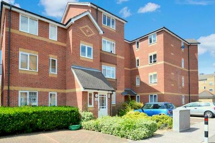 1 Bedroom Flat To Rent In Telegraph Place, Mudchute, Isle Of Dogs, Crossharbour, Canary Wharf, London, E14