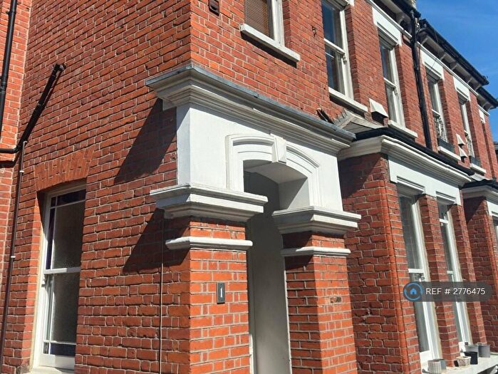 1 Bedroom Flat To Rent In Langdon Park Road, London, N6