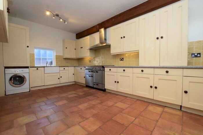 4 Bedroom Coach House To Rent In Ashbourne Road, Kirk Langley, Ashbourne, Derbyshire, DE6