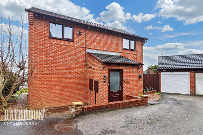 3 Bedroom Detached House For Sale In Moorthorpe Way, Sheffield, S20