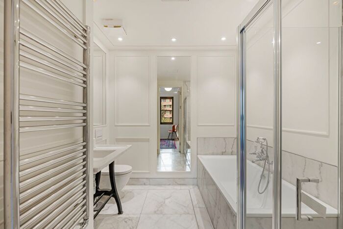 5 Bedroom Flat To Rent In London, NW1