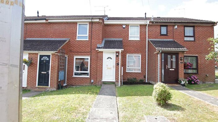 2 Bedroom Terraced House To Rent In Minton Close, Tilehurst, RG30