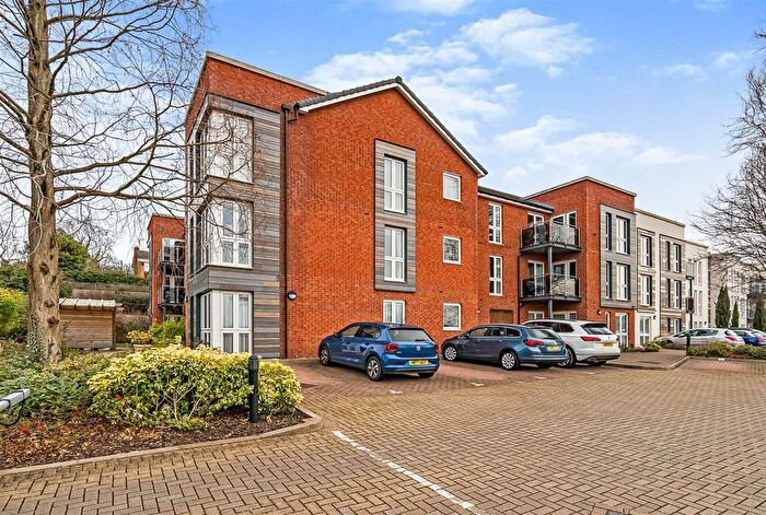 2 Bedroom Flat For Sale In Sanderson Court, Park Road, Hagley, DY9