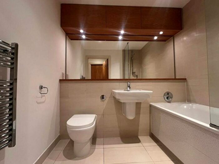 1 Bedroom Apartment To Rent In St Georges Island, Kelso Place, Castlefield, M15