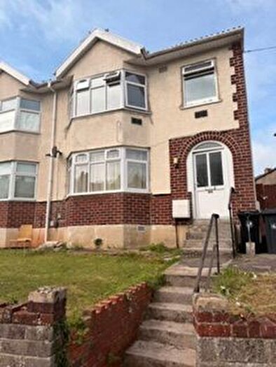 3 Bedroom Flat To Rent In Glenfrome Road, Bristol, BS5