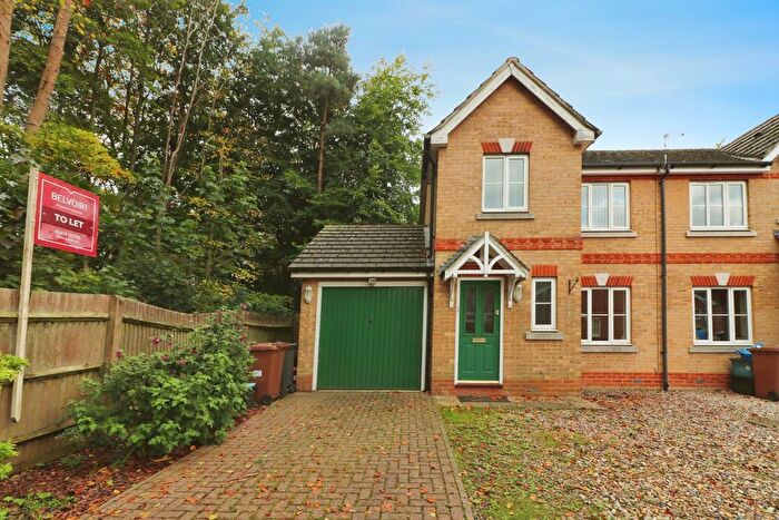 3 Bedroom Semi-Detached House To Rent In Old Bourne Way, Great Ashby, SG1