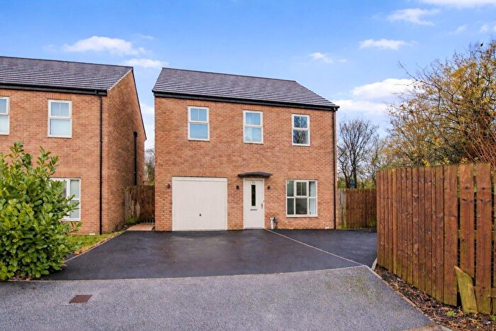 4 Bedroom Detached House For Sale In Lancaster Avenue, Wakefield, WF1