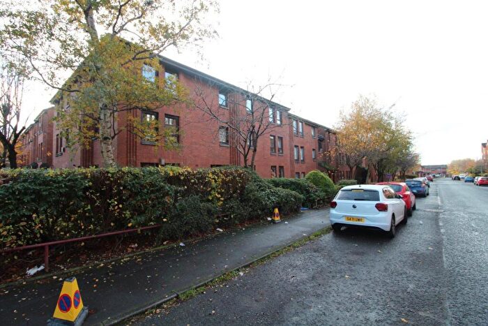 Studio To Rent In Budhill Avenue, Glasgow, G32