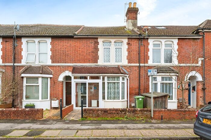 2 Bedroom Terraced House For Sale In Market Street, Eastleigh, SO50