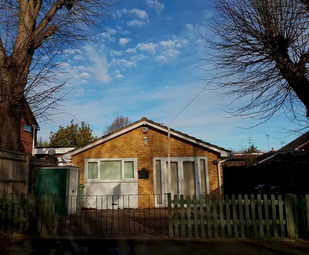 1 Bedroom Property To Rent In Lime Avenue, Luton, LU4