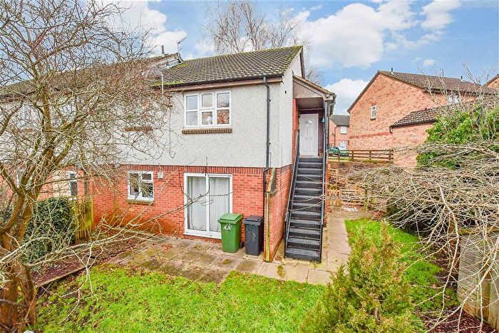 Studio For Sale In Ravens Dane Close, Downswood, Maidstone, Kent, ME15