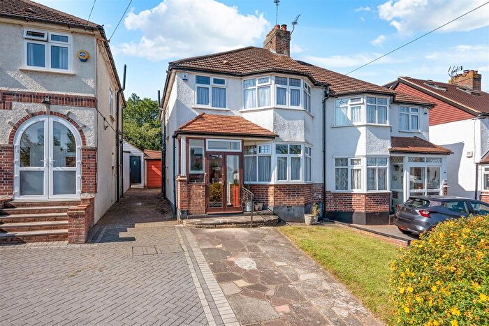 3 Bedroom Semi Detached House For Sale In Winkworth Road, Banstead, SM7