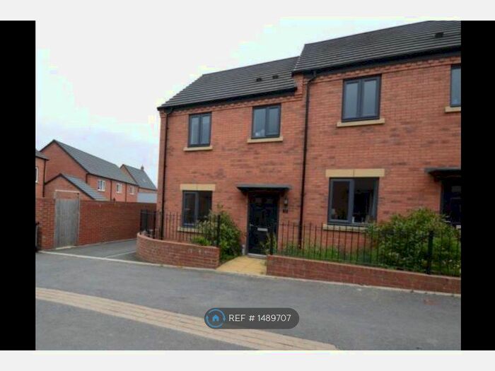 2 Bedroom Semi-Detached House To Rent In Lineton Close, Lawley Village, Telford, TF4