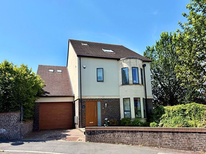 5 Bedroom Detached House For Sale In Hornby Place, Bristol, BS9