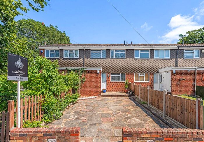 3 Bedroom Terraced House For Sale In Eden Park Avenue, Beckenham, BR3