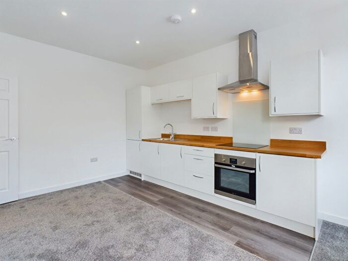 1 Bedroom Flat To Rent In Percy Street, Hull, HU2