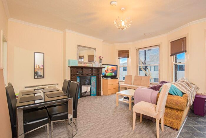 1 Bedroom Flat To Rent In Cricklewood Lane, Cricklewood, London, NW2