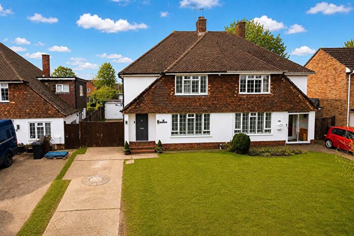 3 Bedroom Semi-Detached House For Sale In Purcell Avenue, Tonbridge, TN10