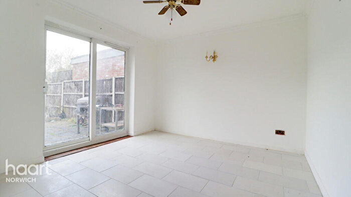 2 Bedroom Bungalow To Rent In Drayton Wood Road, Norwich, NR6