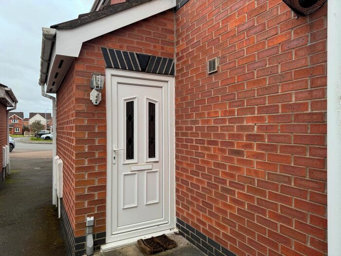 2 Bedroom Maisonette To Rent In Kerscott Road, Northern Moor, Manchester, M23