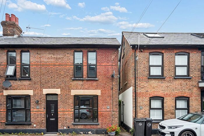 2 Bedroom End Terrace House For Sale In Higham Road, Chesham, HP5