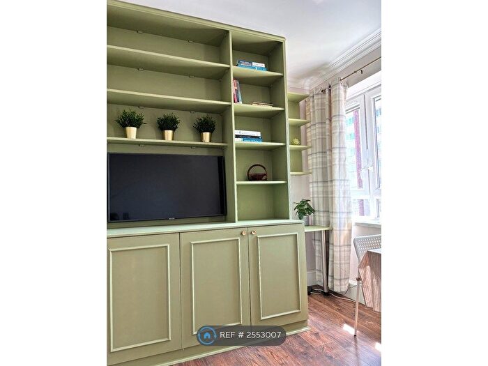 2 Bedroom Flat To Rent In Mary Macarthur House, London, W6