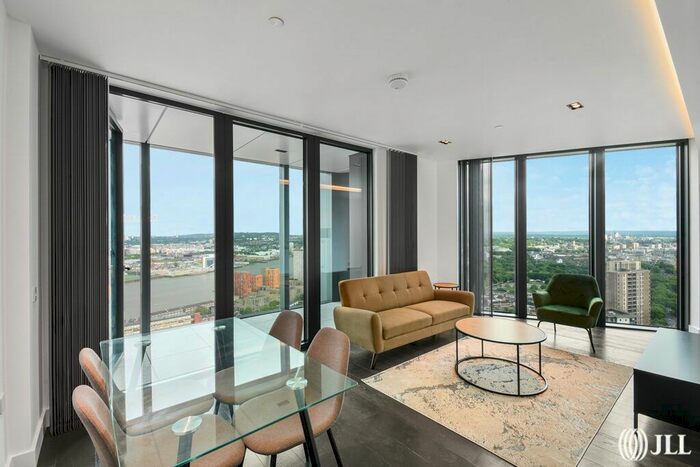 2 Bedroom Flat For Sale In Marsh Wall, London, E14