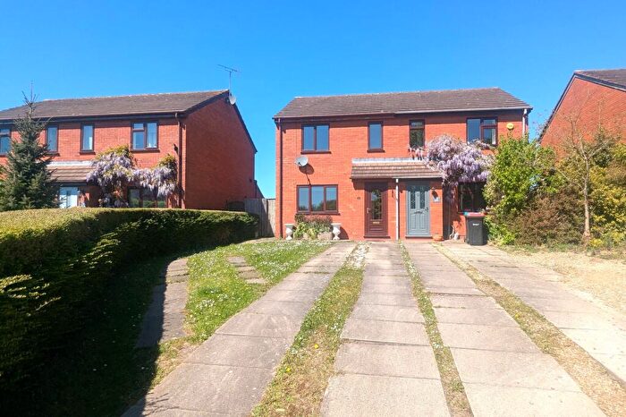 2 Bedroom Semi-Detached House For Sale In Pasture Close, Kelsall, CW6