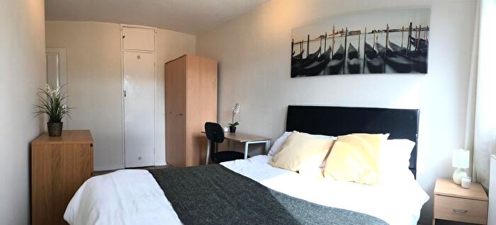 5 Bedroom Maisonette To Rent In Tooting Bec Road, London, SW17