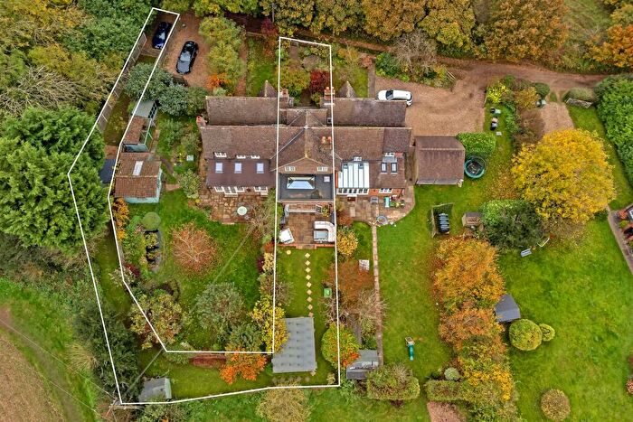 2 Bedroom Terraced House For Sale In Bower Heath, Harpenden, AL5