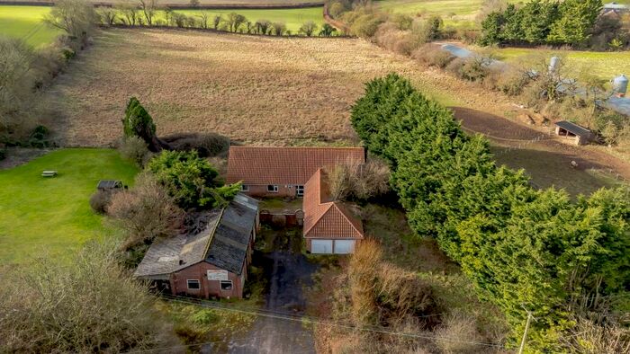 3 Bedroom Detached House For Sale In The Forge, Owslebury Bottom, Winchester, Hampshire, SO21