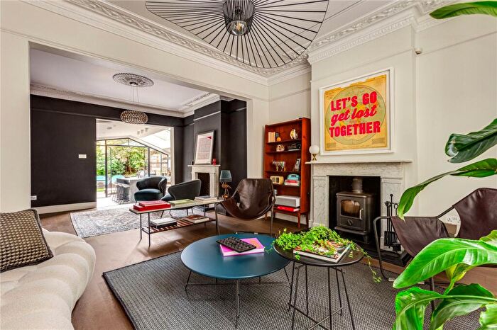 4 Bedroom Semi Detached House For Sale In Henning Street, London, SW11