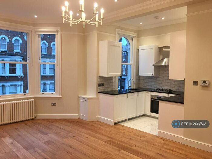 1 Bedroom Flat To Rent In Sisters Avenue, London, SW11
