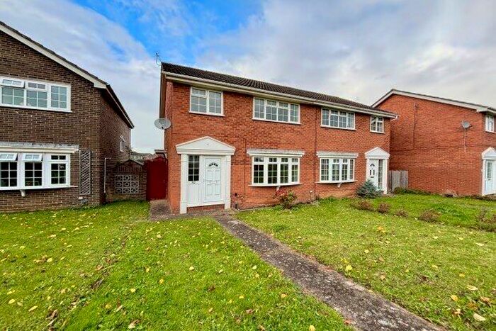 3 Bedroom Property To Rent In Eagle Way, Gloucester, GL4