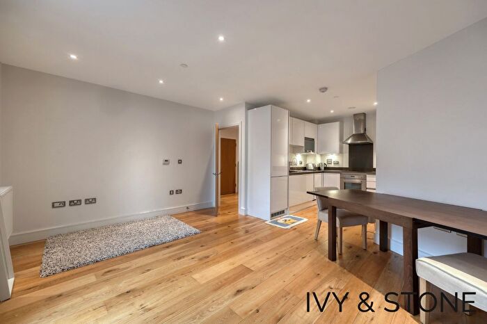 1 Bedroom Flat To Rent In Emily Street, London, Greater London, E16