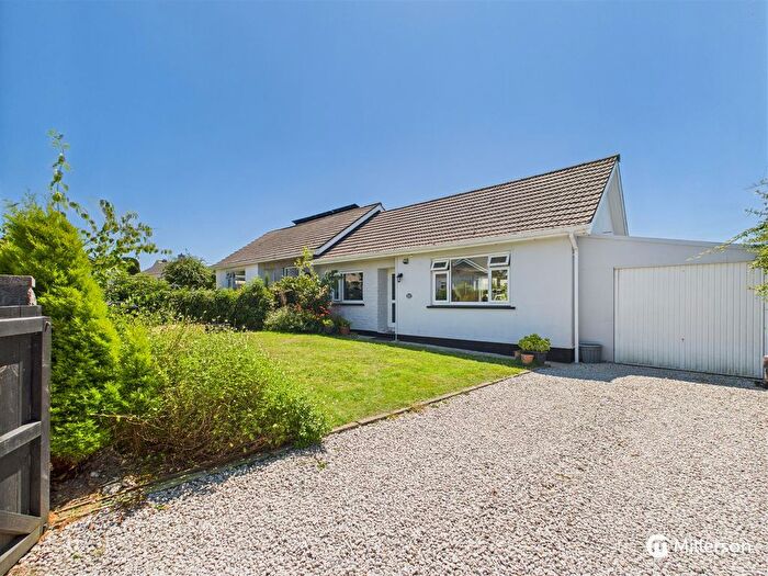 3 Bedroom Bungalow For Sale In Penware Parc, Camborne, TR14