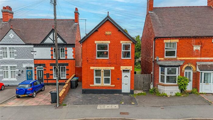 3 Bedroom Detached House To Rent In Glascote Road, Glascote, Tamworth, Staffordshire, B77