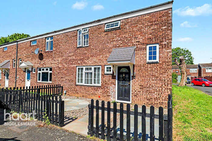 3 Bedroom End Of Terrace House For Sale In Kingsley Court, Biggleswade, SG19