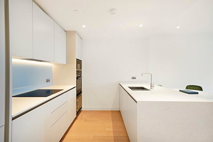 1 Bedroom Apartment For Sale In Marsh Wall, London, E14