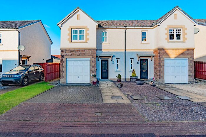 3 Bedroom Semi Detached House For Sale In Admirals Walk, Inverness, IV2