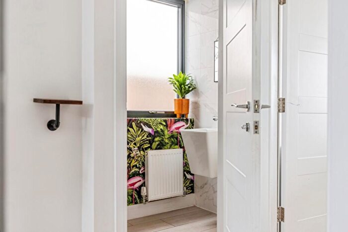 5 Bedroom Detached House For Sale In Meadow View, Radcliffe, Manchester, Greater Manchester, M26