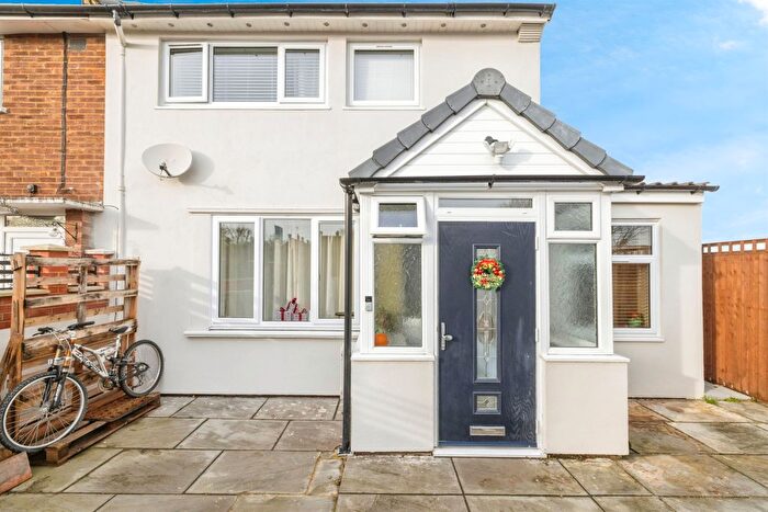 4 Bedroom End Terrace House For Sale In Theobald Street, Borehamwood, WD6