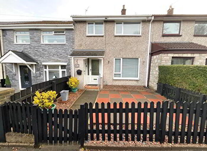 3 Bedroom Mid Terraced House For Sale In Forthriver Road, Belfast, BT13