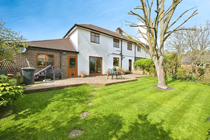 4 Bedroom Semi-Detached House For Sale In Hartwell Road, Ashton, Northamptonshire, NN7